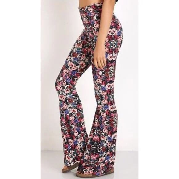 Show Me Your MuMu Sleeping Beauty Floral Bam Bam Bell Pants Sz.L NWT - Picture 3 of 15